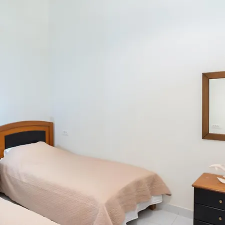 Port House Apartamento Cos